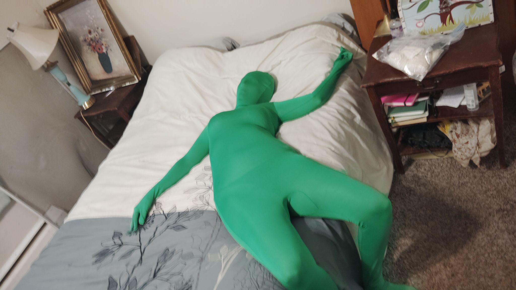 gallery-3 Stand in wearing green screen suit